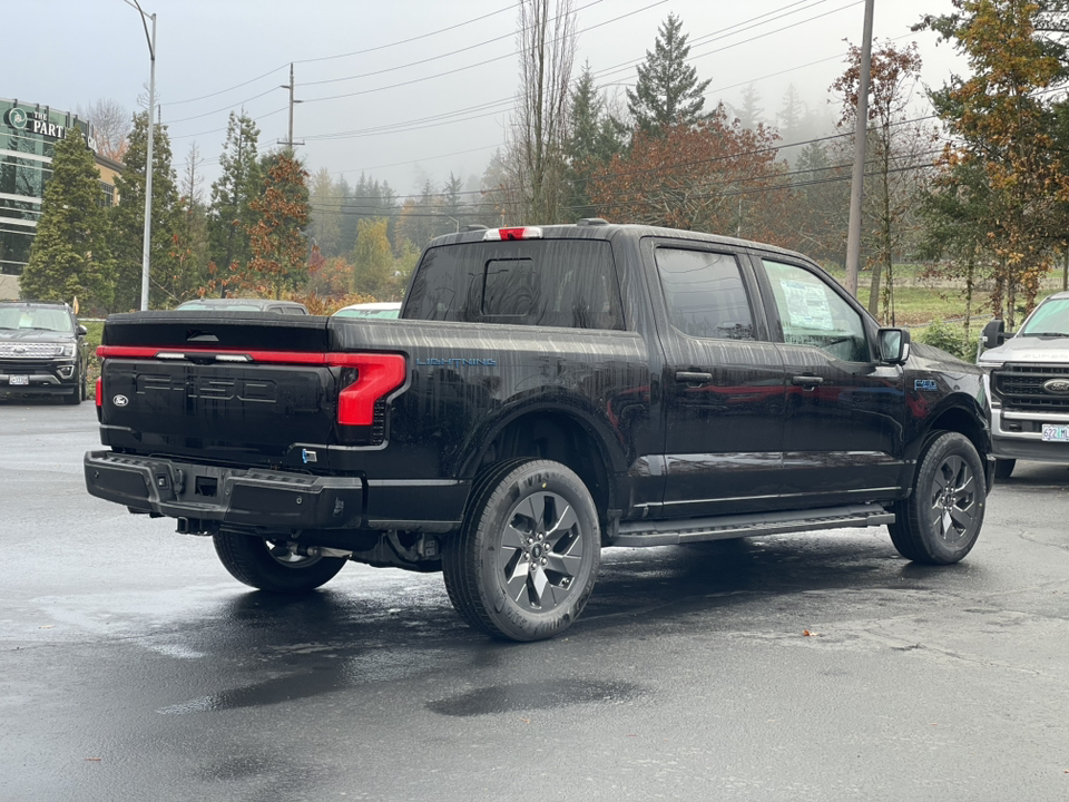 2024 Ford F-150 Lightning Lariat 2