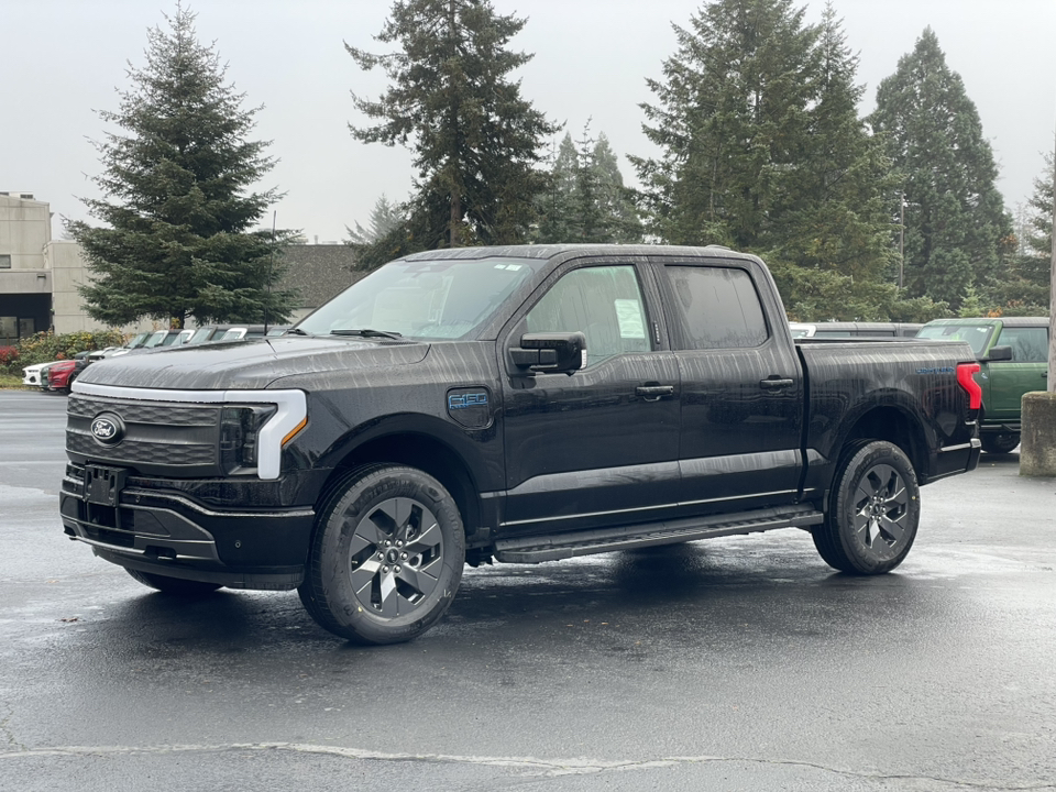 2024 Ford F-150 Lightning Lariat 3