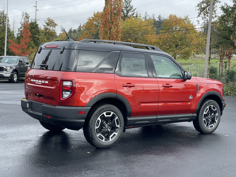 2024 Ford Bronco Sport Outer Banks 2