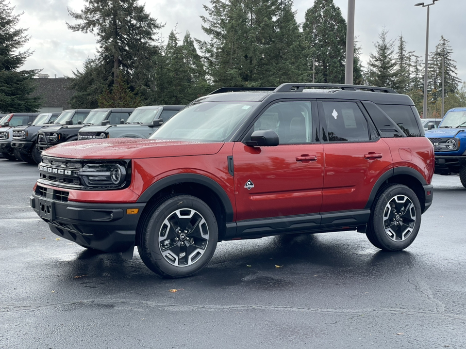 2024 Ford Bronco Sport Outer Banks 3