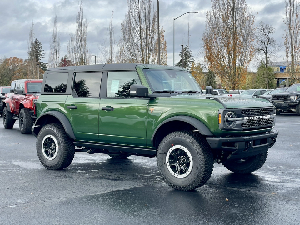 2024 Ford Bronco Badlands 1