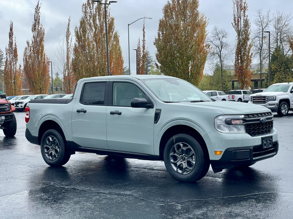 2024 Ford Maverick XLT 1