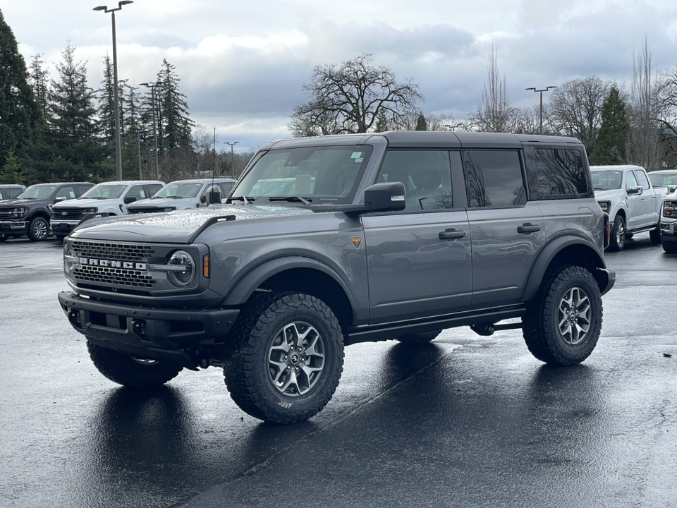 2024 Ford Bronco Badlands 3