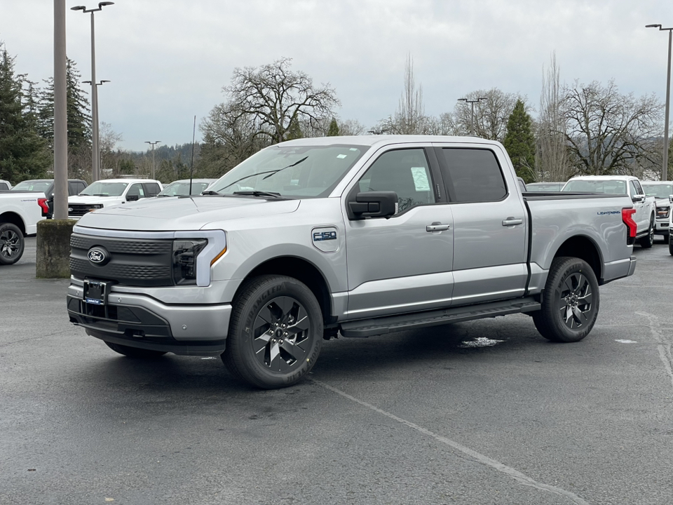 2024 Ford F-150 Lightning Flash 3