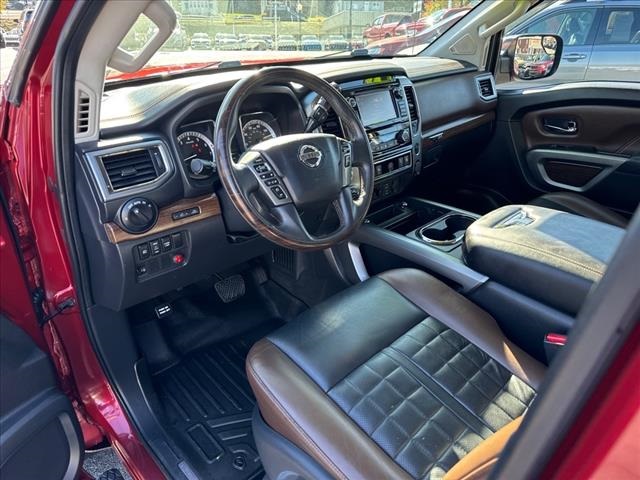 2018 Nissan Titan Platinum Reserve 10