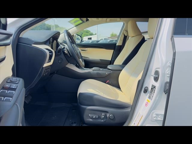 2019 Lexus NX 300 AWD 8