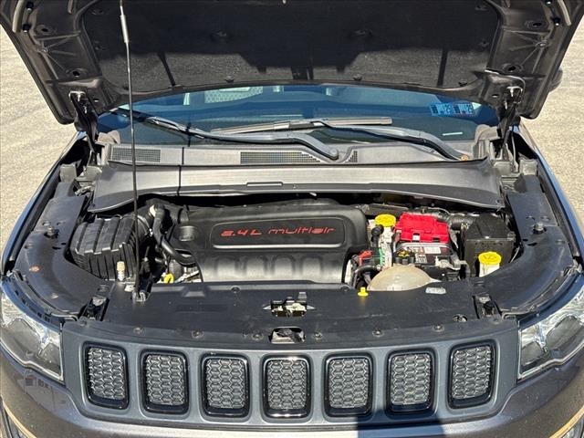 2019 Jeep Compass Altitude 9