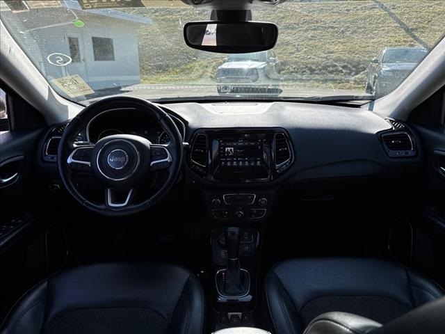 2019 Jeep Compass Altitude 13