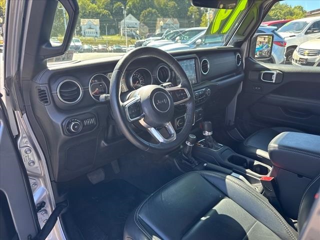 2019 Jeep Wrangler Unlimited Sahara 10