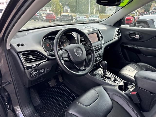 2020 Jeep Cherokee Altitude 10