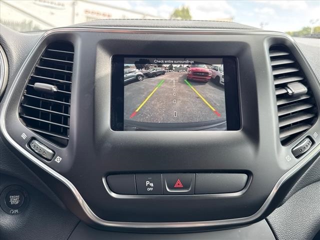 2020 Jeep Cherokee Altitude 19