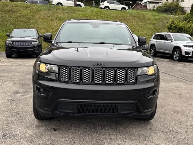 2021 Jeep Grand Cherokee Laredo X 2