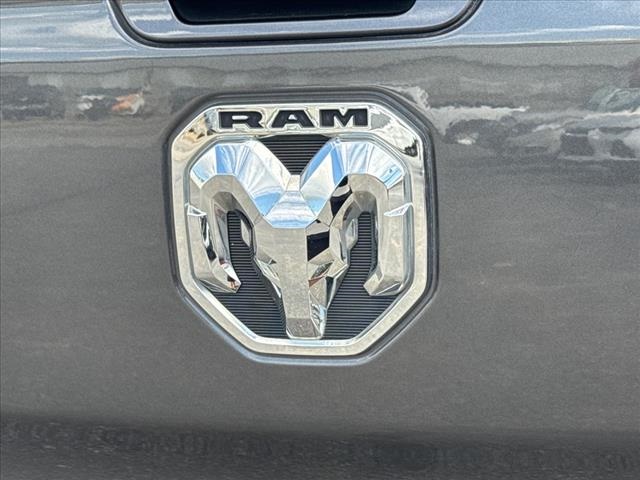 2021 Ram 1500 Laramie 7