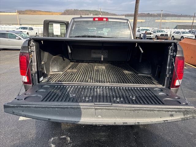 2021 Ram 1500 Classic Warlock 24