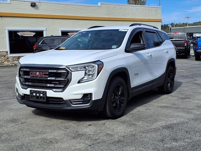 2022 GMC Terrain AT4 3