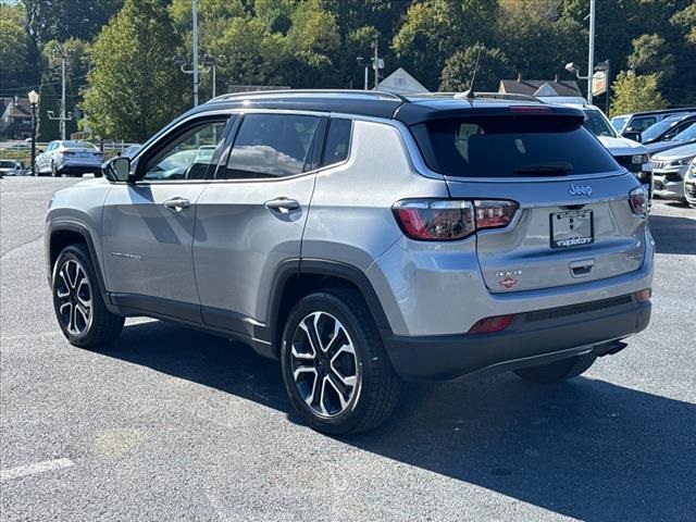 2022 Jeep Compass Limited 5