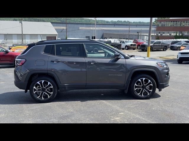 2022 Jeep Compass Limited 2