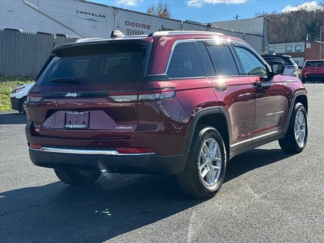 2023 Jeep Grand Cherokee Laredo 6