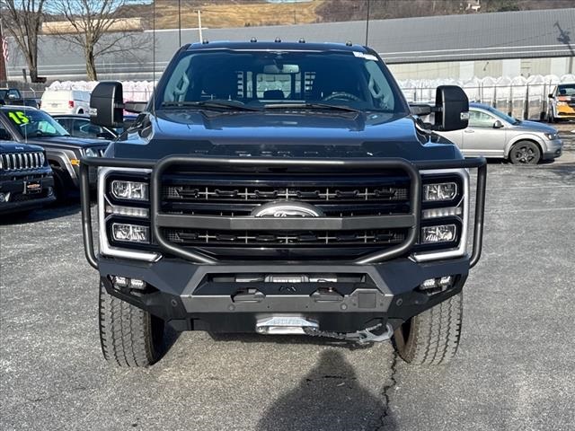 2023 Ford F-350SD XLT 2