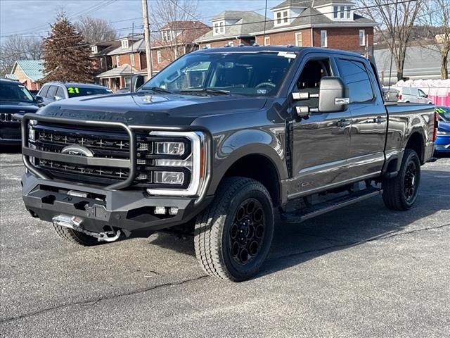 2023 Ford F-350SD XLT 3