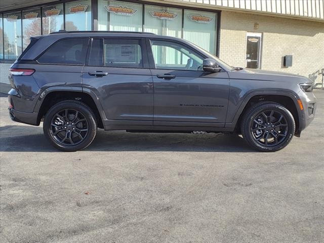 2024 Jeep Grand Cherokee  2