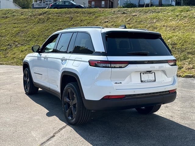 2024 Jeep Grand Cherokee Altitude X 5