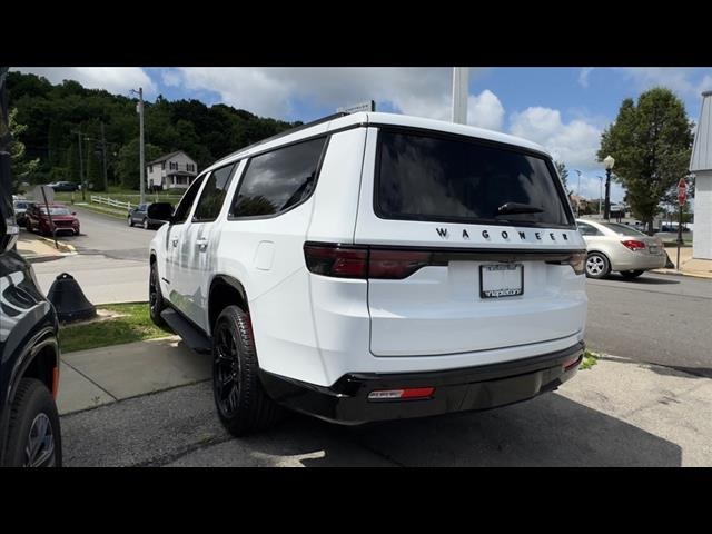 2024 Jeep Wagoneer L Series II 4