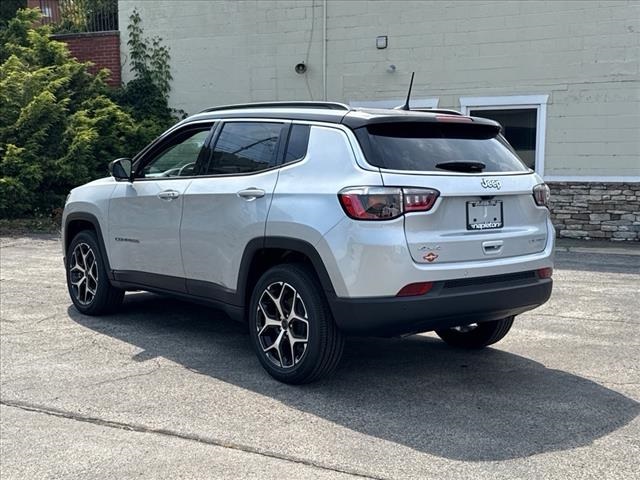 2024 Jeep Compass Limited 5