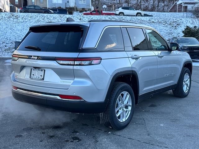 2025 Jeep Grand Cherokee Laredo 6