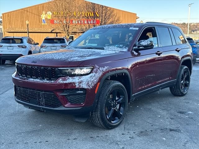 2025 Jeep Grand Cherokee Altitude X 3