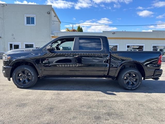 2025 Ram 1500 Big Horn/Lone Star 4