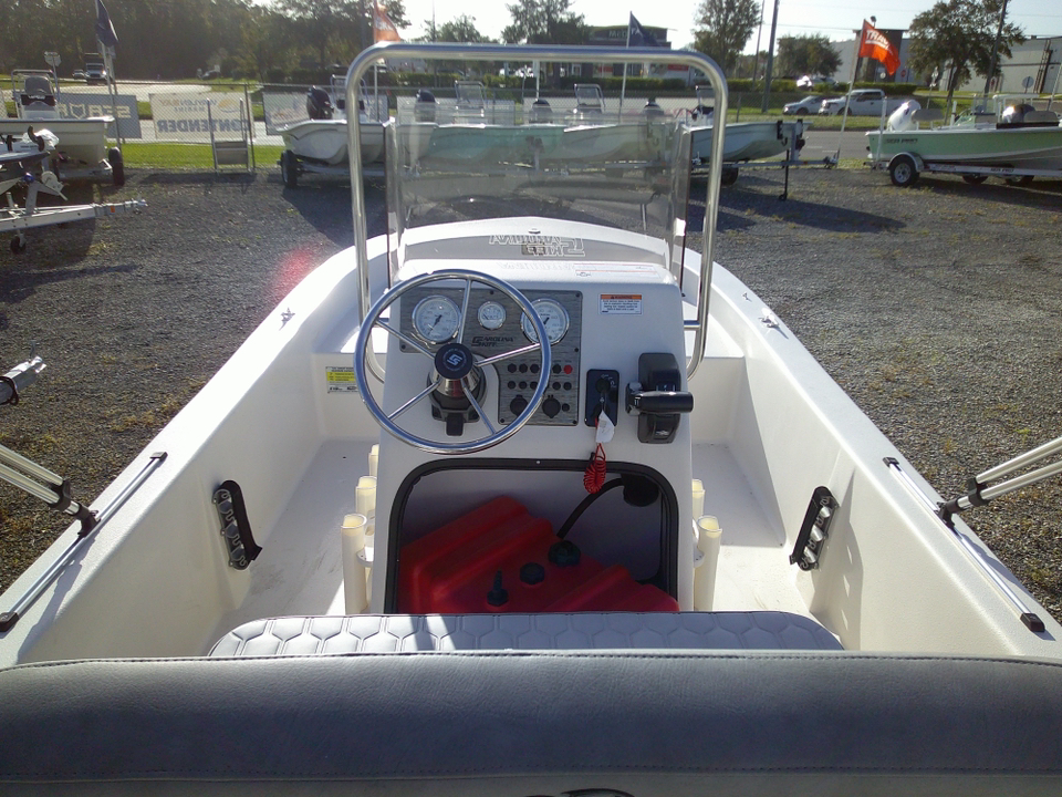 2025 Carolina Skiff E18 JVX  6