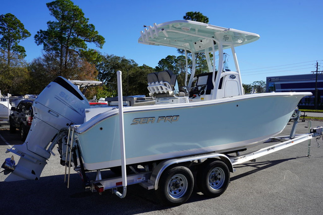 2023 Sea Pro 239CC  14