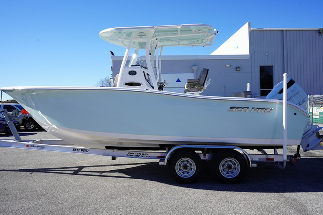 2023 Sea Pro 239CC  18