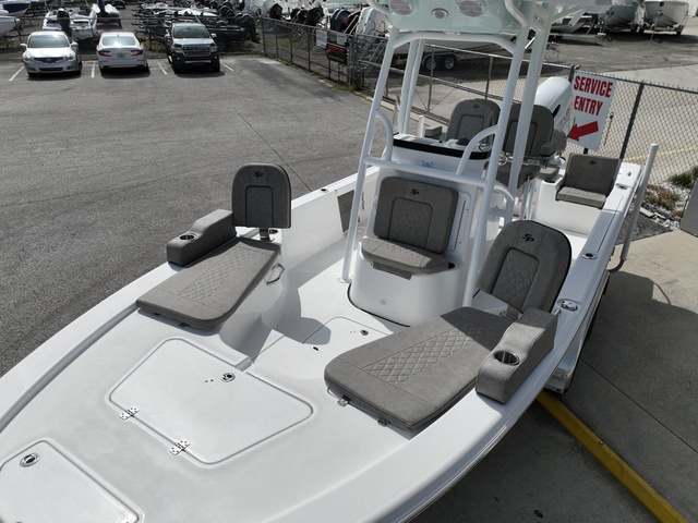 2024 Sea Pro 230 Bay  10