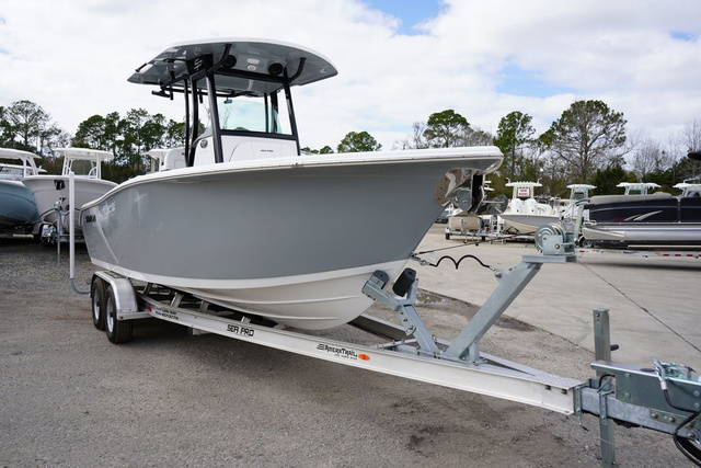 2024 Sea Pro 242 DLX  4