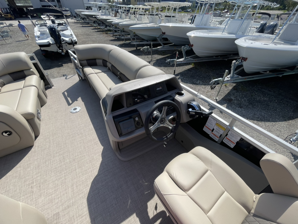 2024 Sun Tracker SPORT FISH 22  23