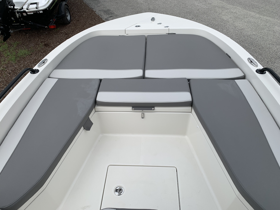 2024 Ranger Boats 2360 BAY  40