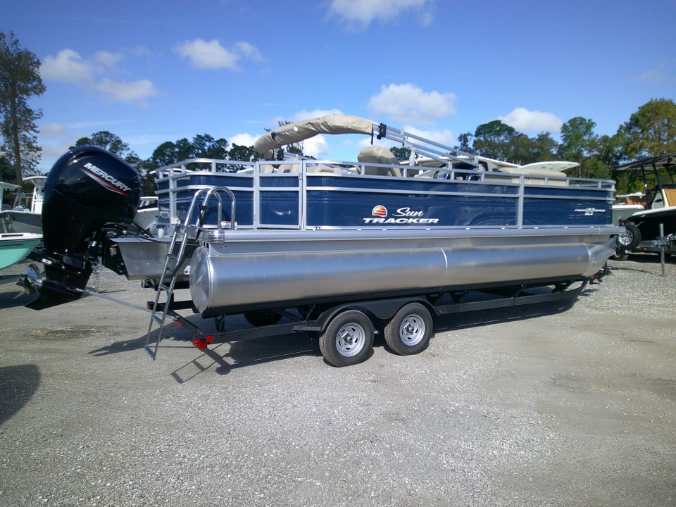 2024 Sun Tracker FISHIN BARGE 22  2