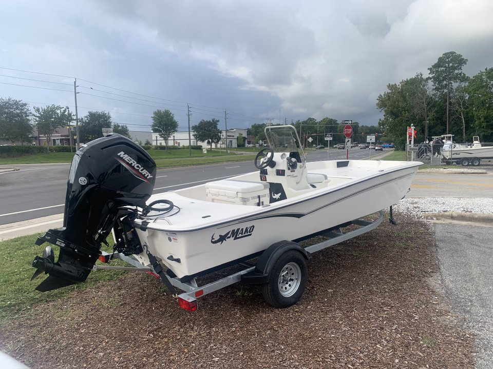 2025 Mako PRO SKIFF 17  4