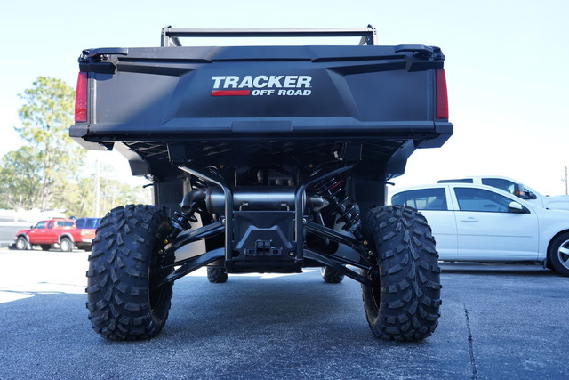 2023 TRACKER OFF ROAD 800 SX LE Crew 19