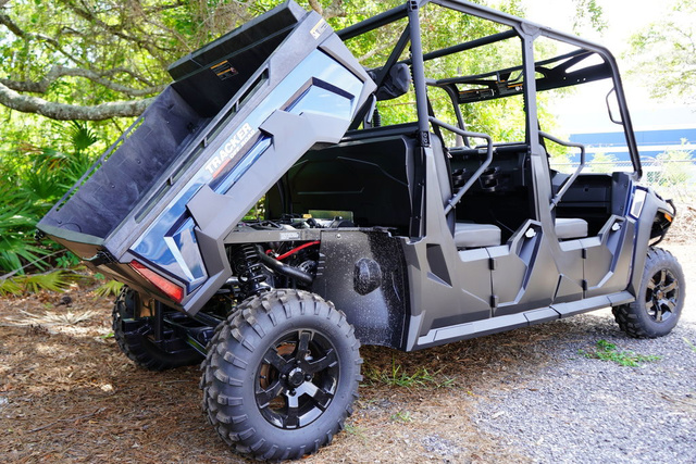 2023 TRACKER OFF ROAD 800 SX LE Crew 8