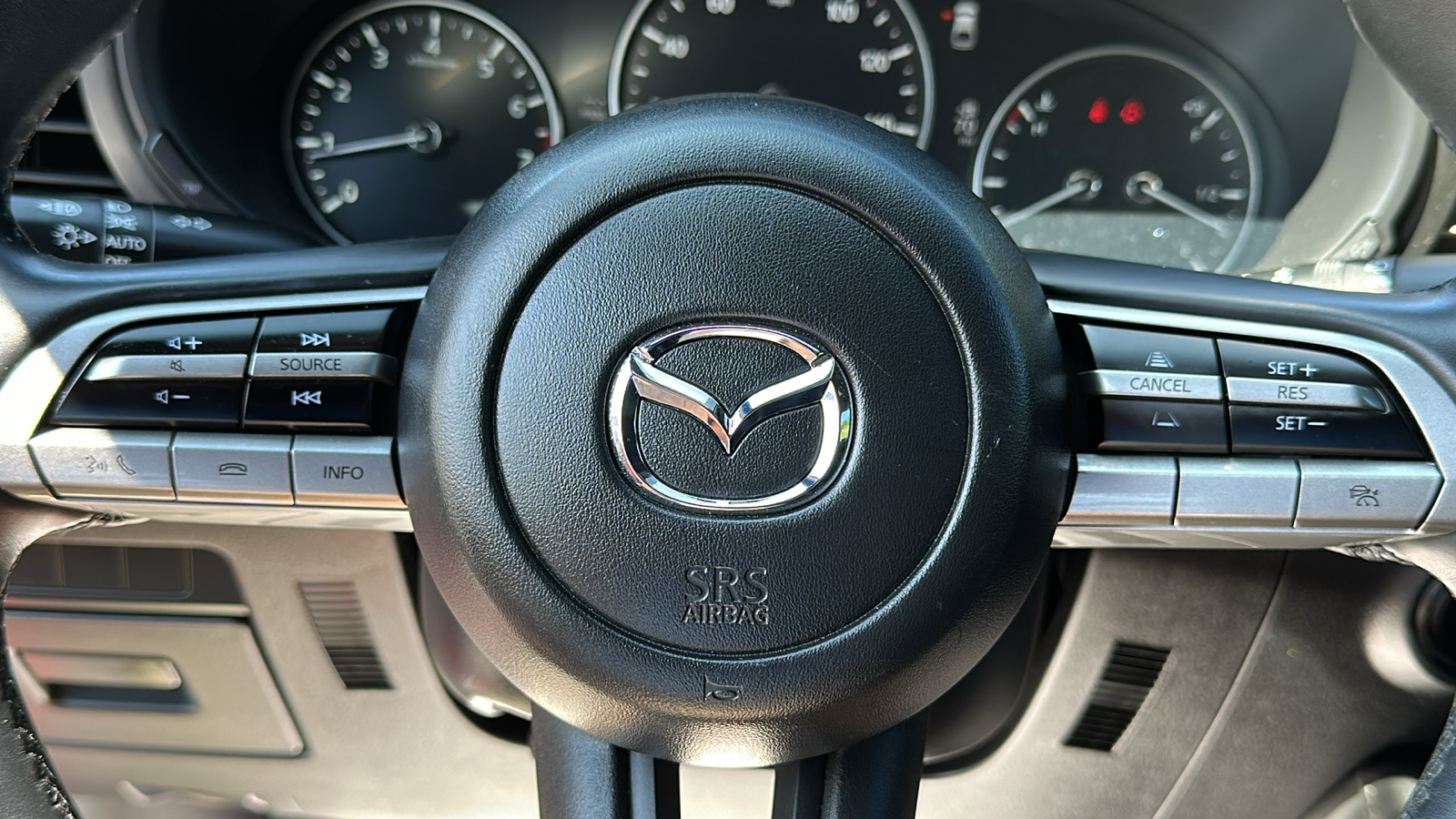 2021 Mazda Mazda3 Select 29