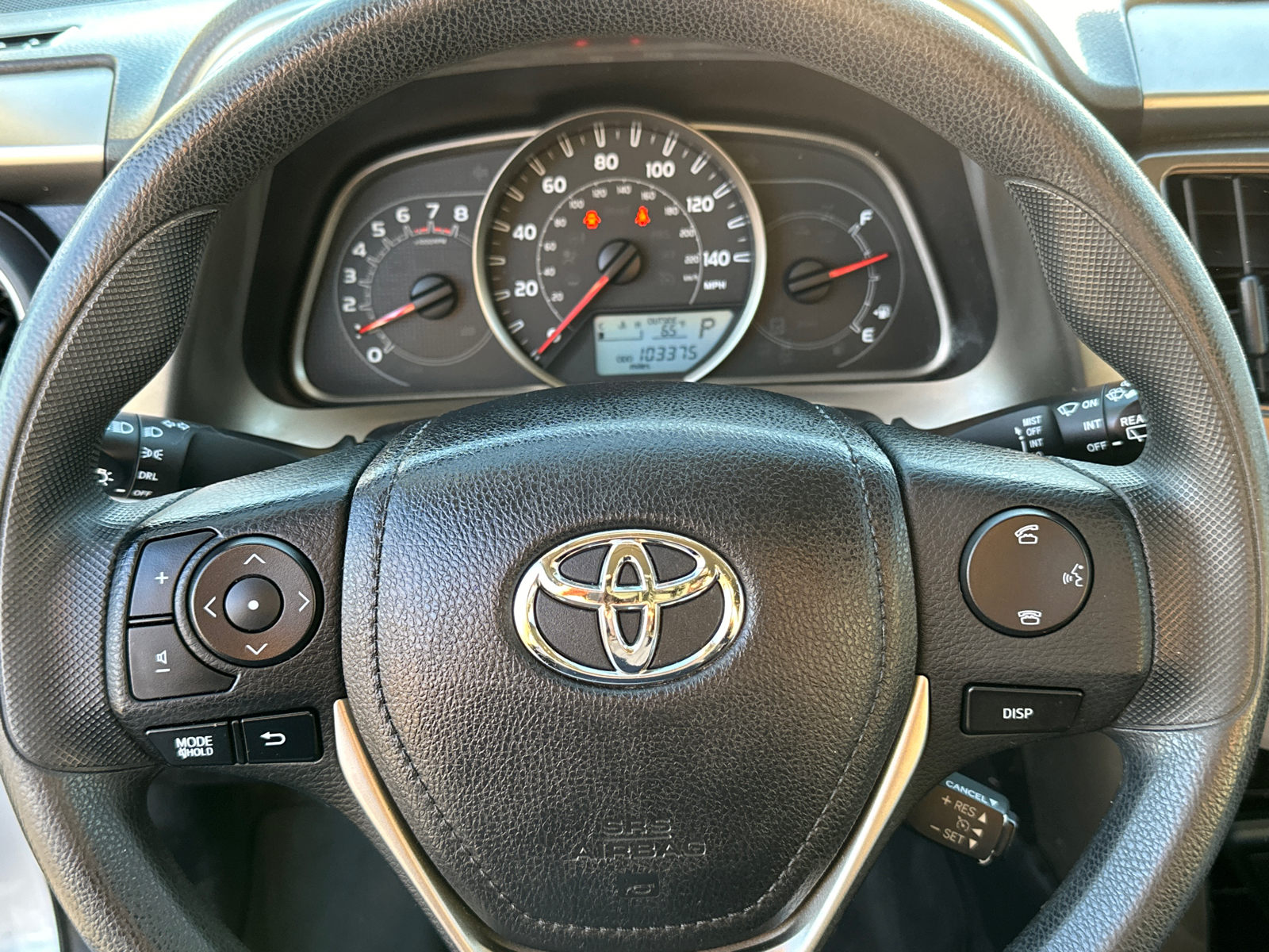 2015 Toyota RAV4 LE 11