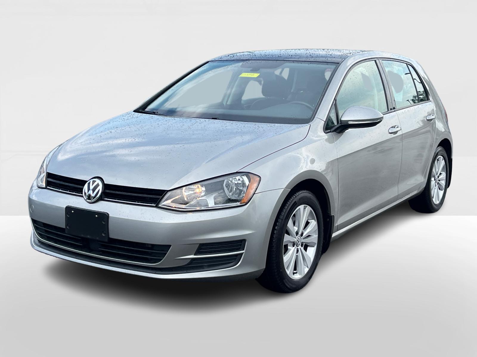 2017 Volkswagen Golf  1