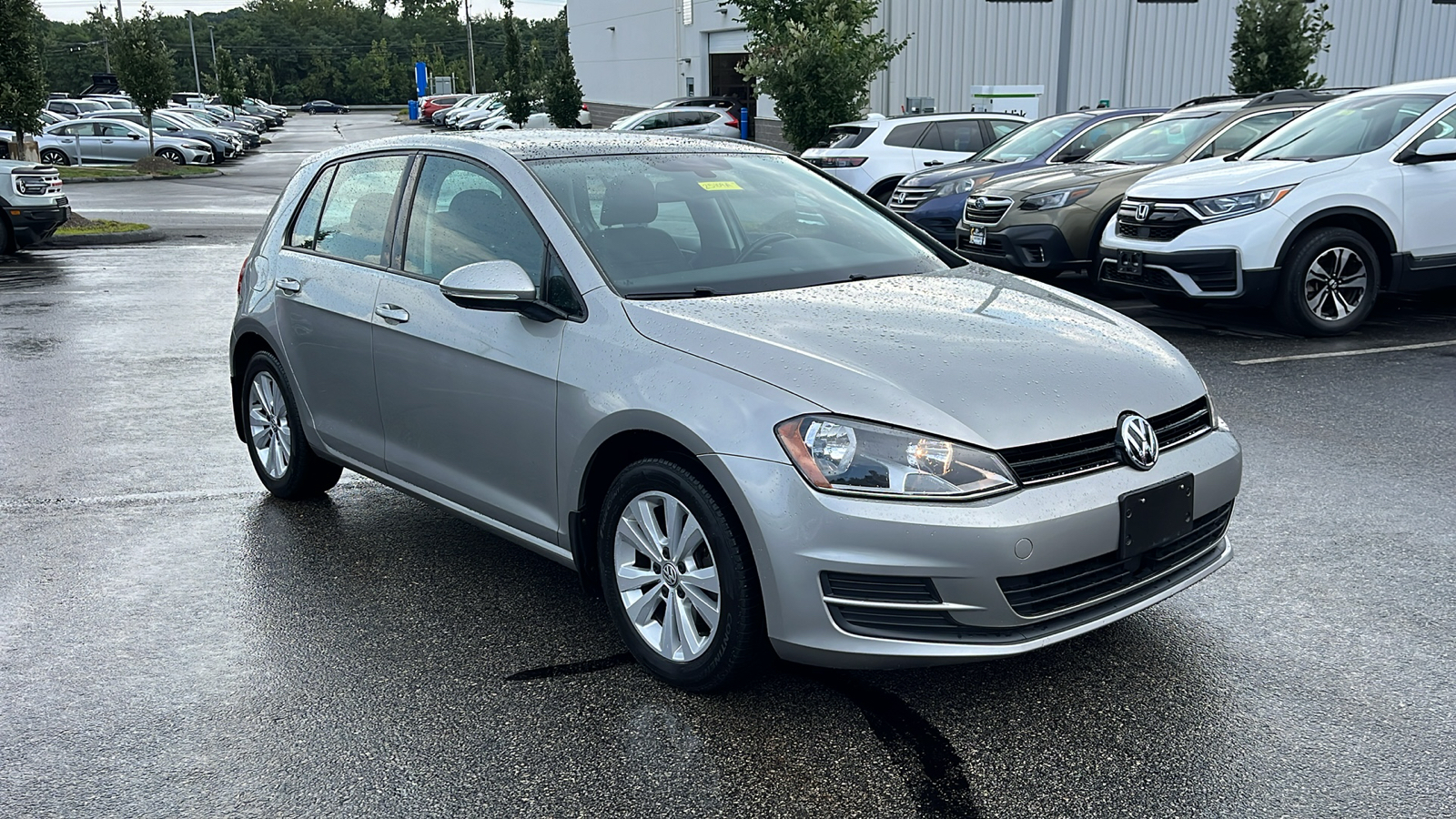 2017 Volkswagen Golf  3