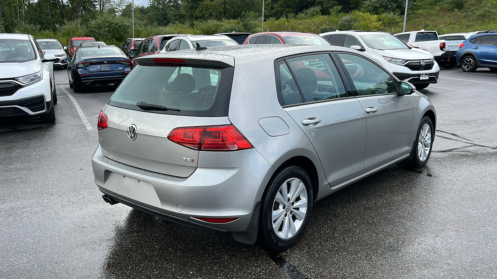 2017 Volkswagen Golf  5