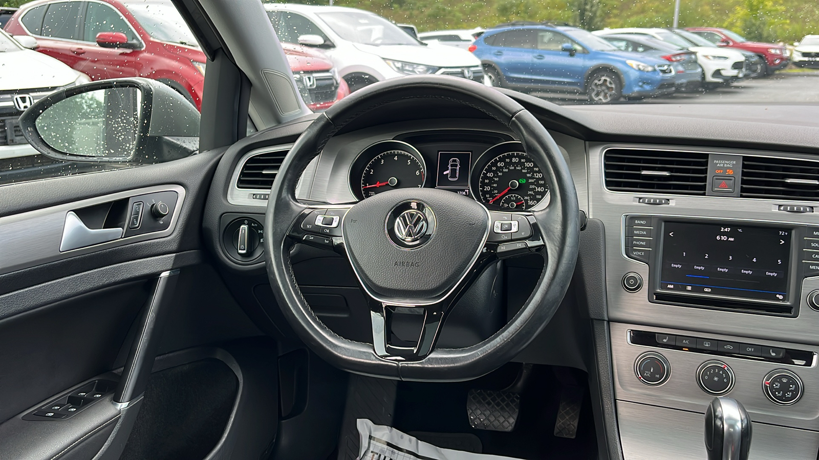 2017 Volkswagen Golf  26