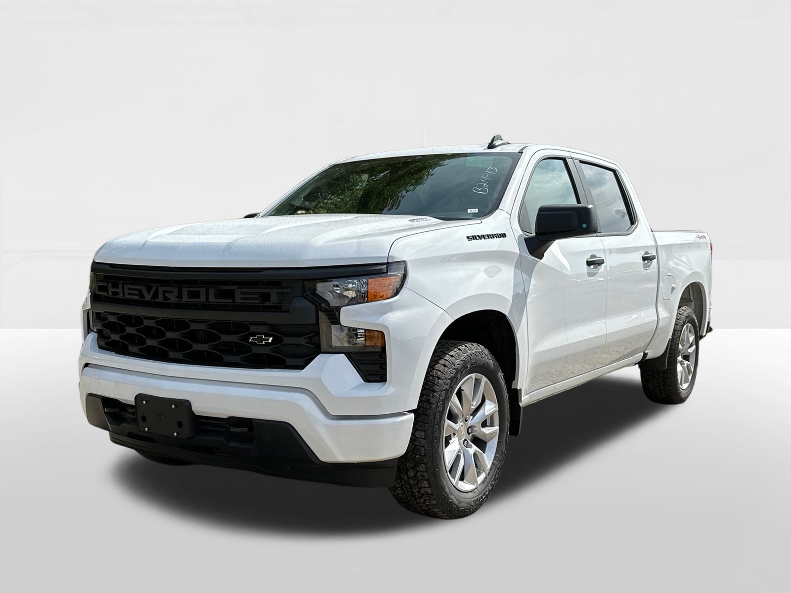 2024 Chevrolet Silverado 1500 Custom 1