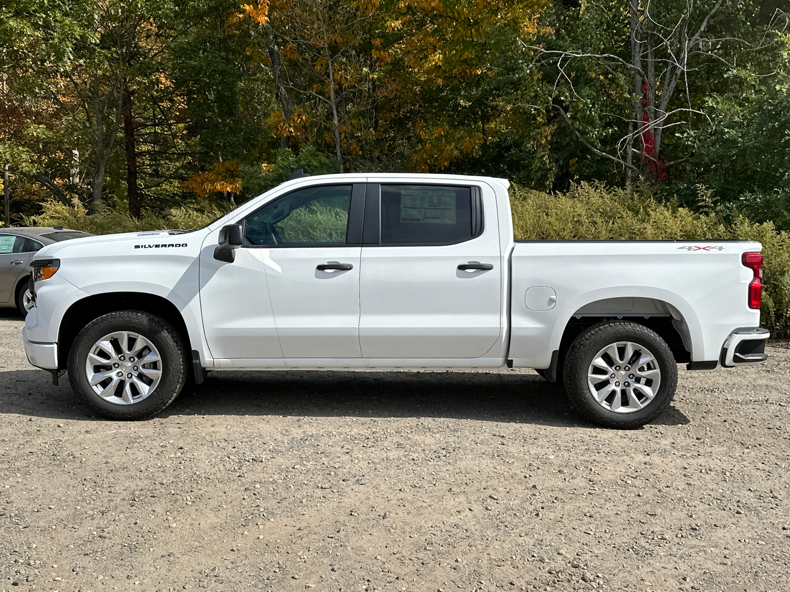 2024 Chevrolet Silverado 1500 Custom 2